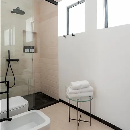 Porta Guest house *